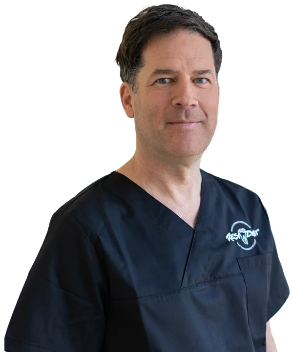 Dr. Dejan Dragisic
